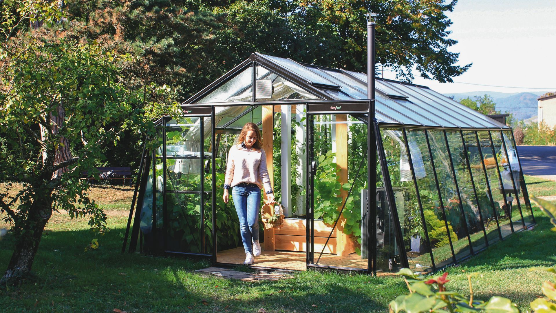 البيت الأخضر العائلي الصغير